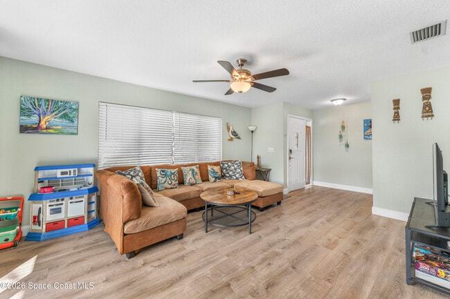 Building Photo - 255 Ocean View Ln
