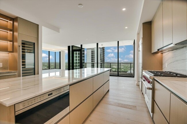 Foto del edificio - 610 Davis St