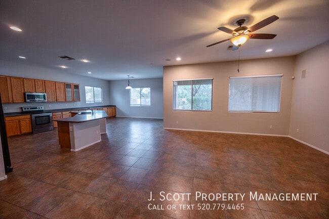 Building Photo - 3312 E Bluebird Pl