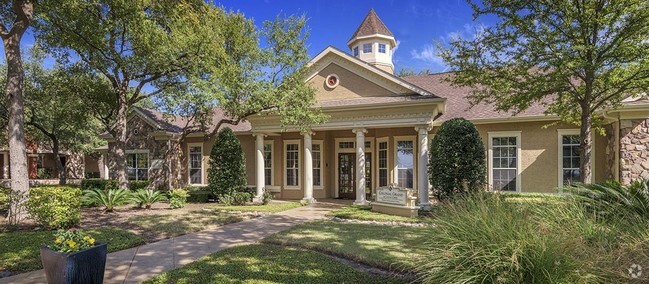 Building Photo - MAA Canyon Creek