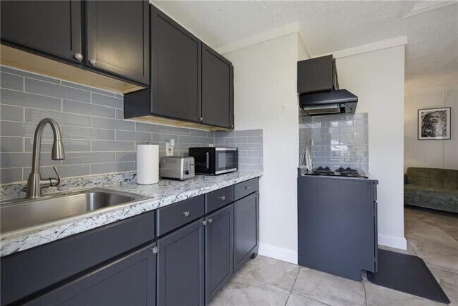 Foto del edificio - 235 Walnut St NW