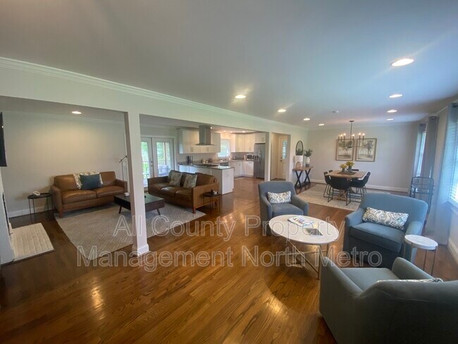 Foto del edificio - 10100 N Coleman Rd