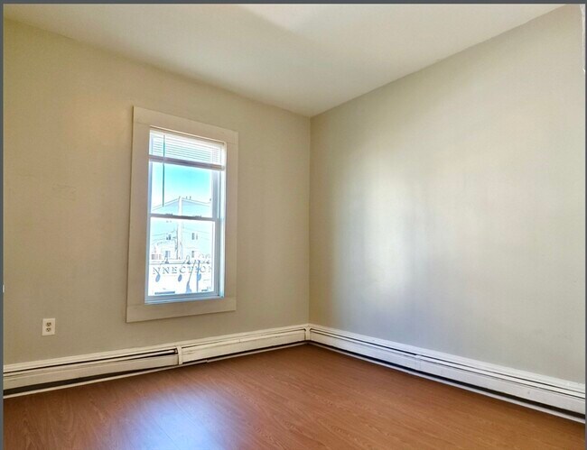 Foto del edificio - 553 Dorchester Ave