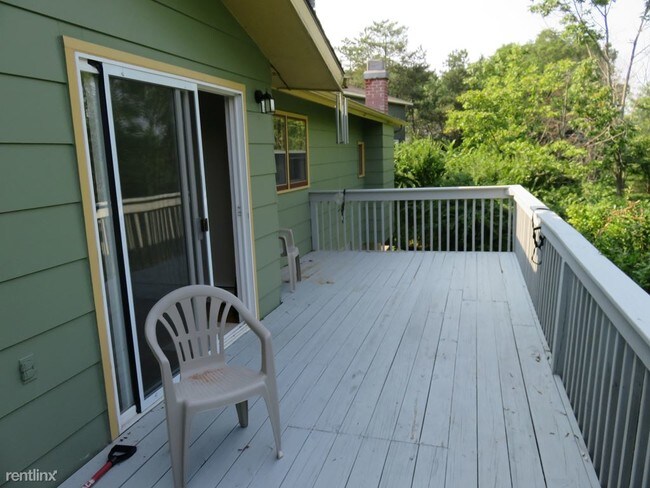 Foto del edificio - 4 br, 2 bath House - 337 Coddington Road 3...