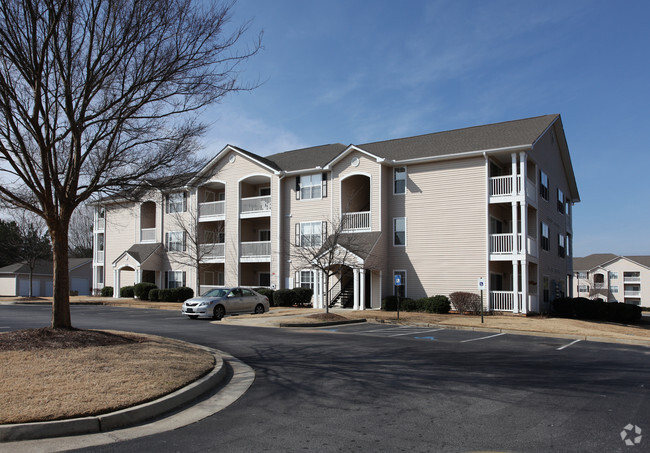 Building Photo - Cambridge Downs