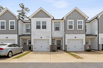Building Photo - 4502 Chestnut Trl