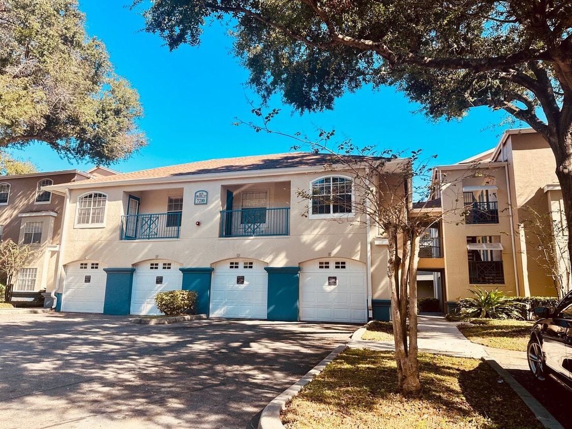 7210 Westpointe Blvd, Orlando, FL 32835 House Rental in Orlando, FL