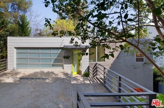 Primary Photo - 933 Centinela Ave