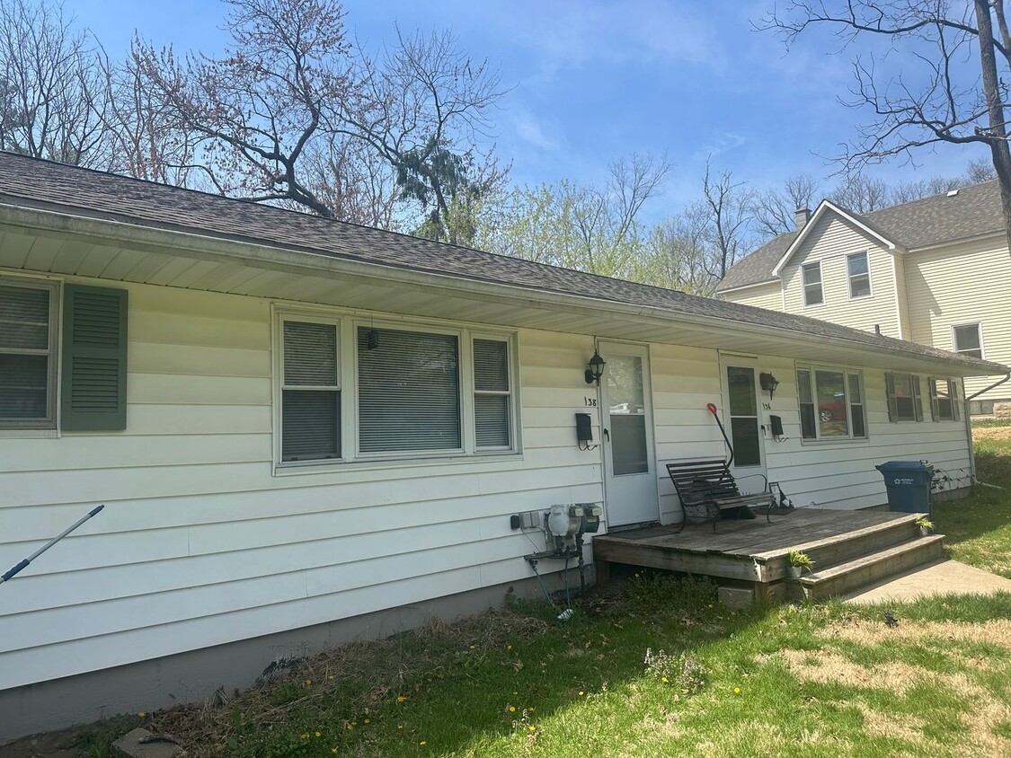 Primary Photo - 138-138 S Berkley St