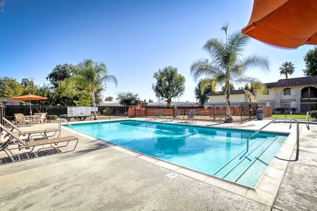Interior Photo - Shadow Mountain Apartments