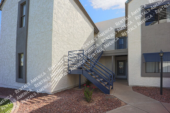 Building Photo - 855 N Dobson Rd