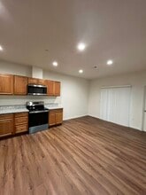 Building Photo - 4527 14th Ave Building Photo - 4527 14th Ave