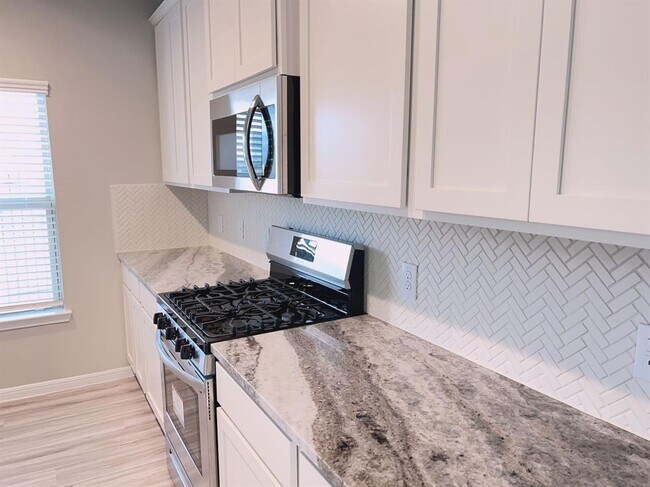 Foto del edificio - 417 Aurora Creek Ln