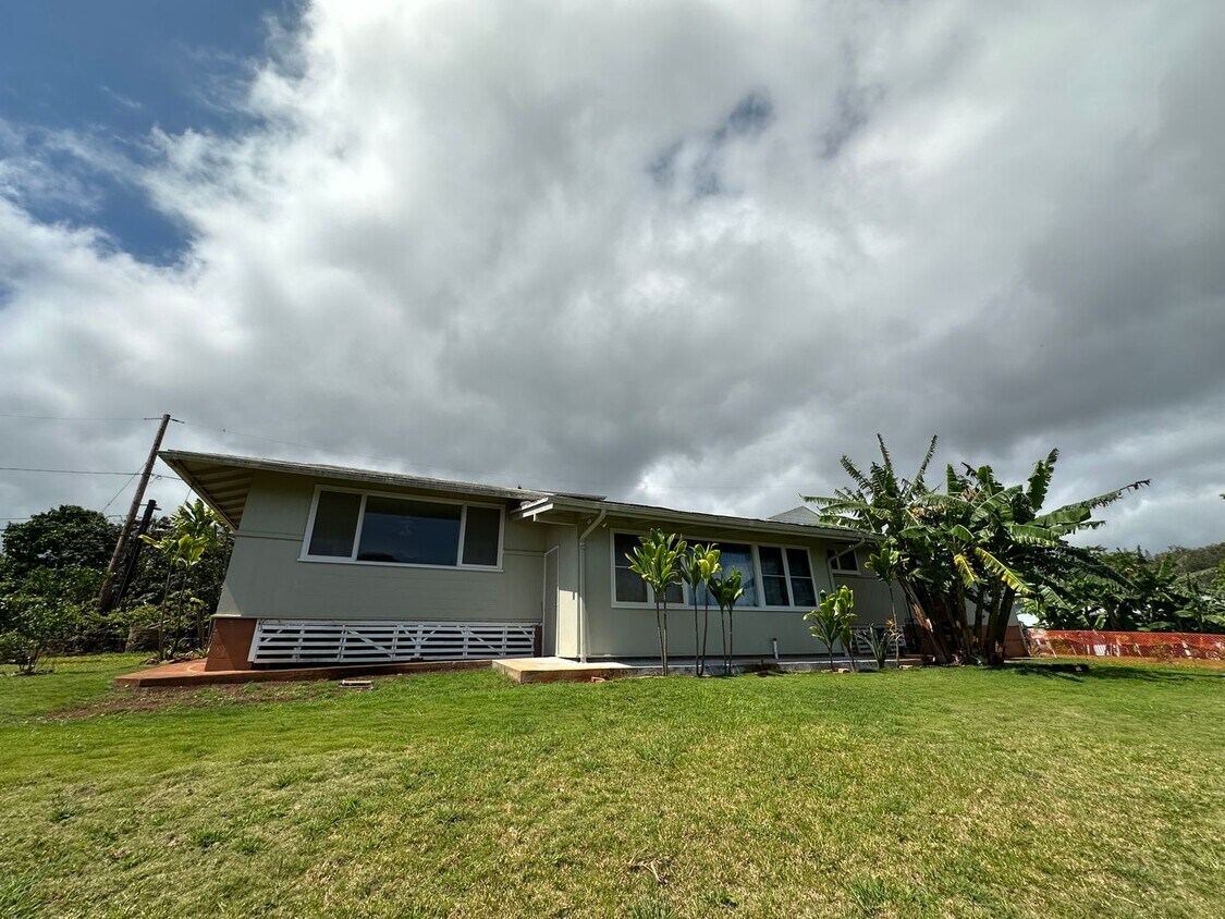 9917231723 Hoapono Pl, Aiea, HI 96701 House Rental in Aiea, HI