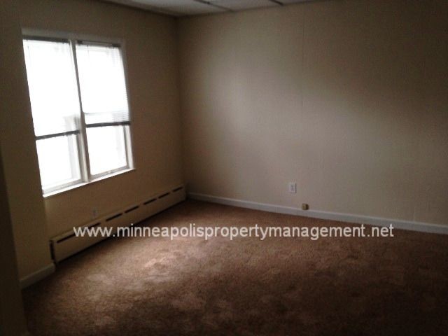 Foto del edificio - Charming 4 plex with all utilities paid