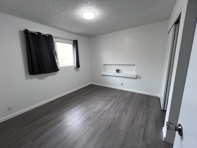 Foto del edificio - 94-693 Kamalo St