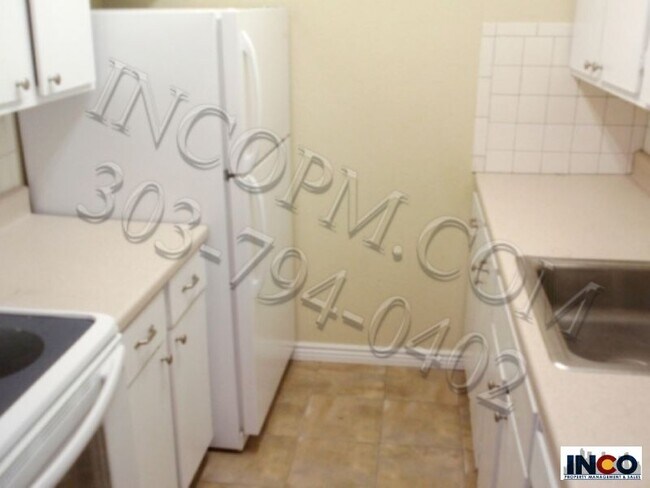Building Photo - Lovely 2 bedroom near Riverpoint shopping!!