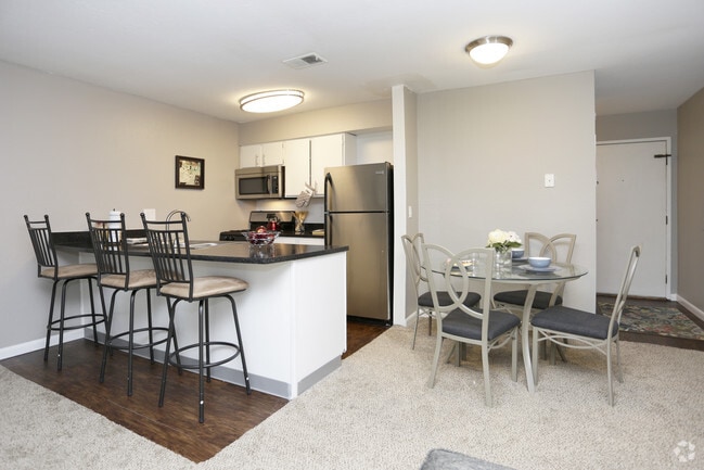 Interior Photo - Northview Harbor - Grand Rapids, MI