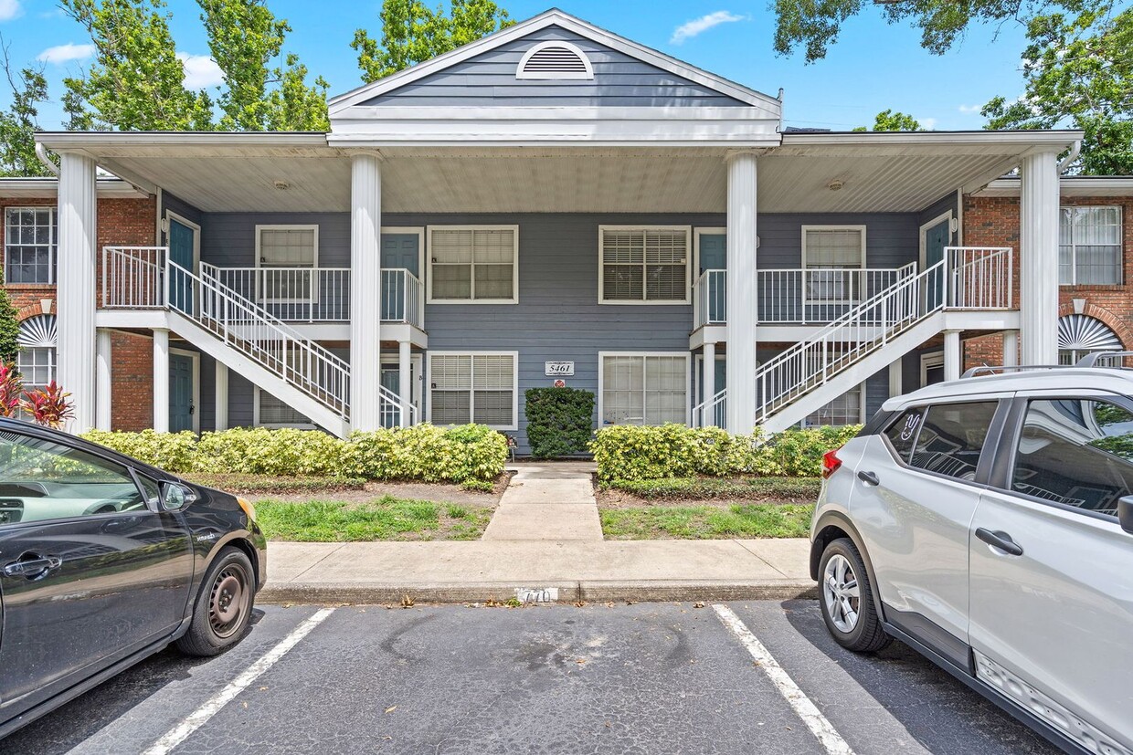 Primary Photo - 2/2 Condo With Screened Patio in Conway area