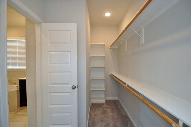 Building Photo - 8634 Marble Ter Ct