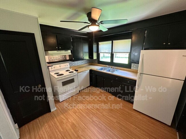 Foto del edificio - 5160 Halsey St
