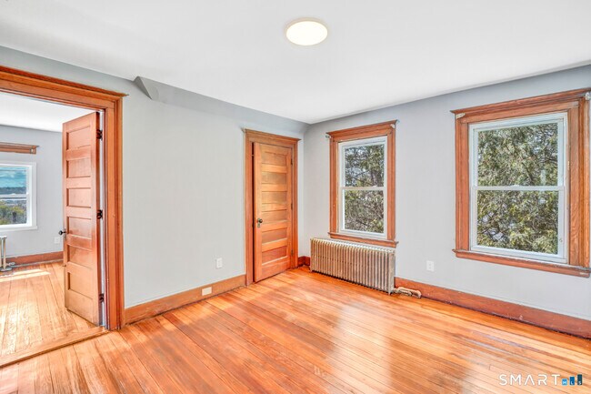 Foto del edificio - 114 Buckingham St