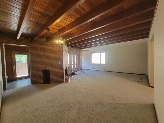 Building Photo - 5104 Syracuse Rd