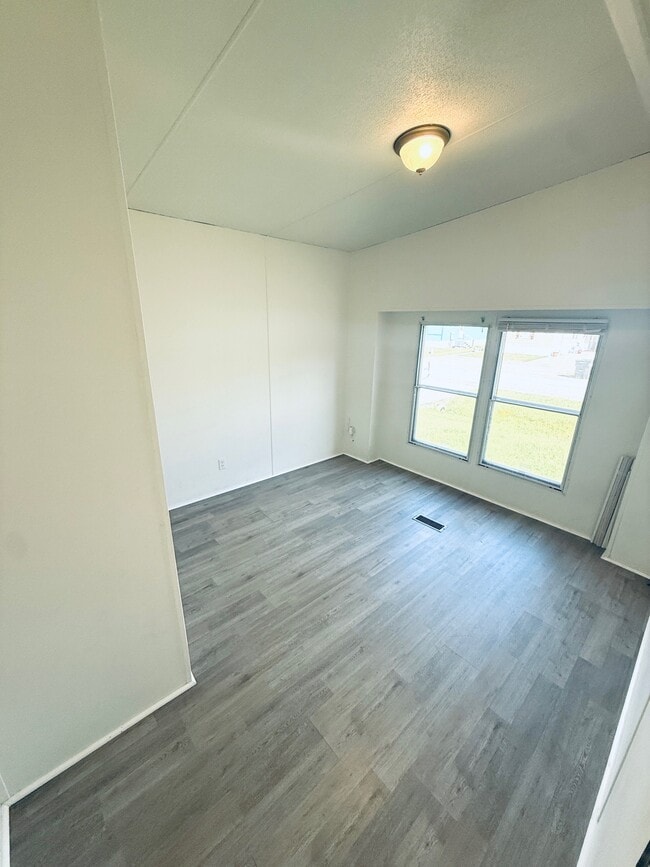 Spare room - 226 Blanco Dr