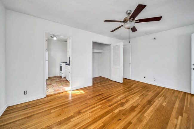 Foto del edificio - Studio Unit! Must see