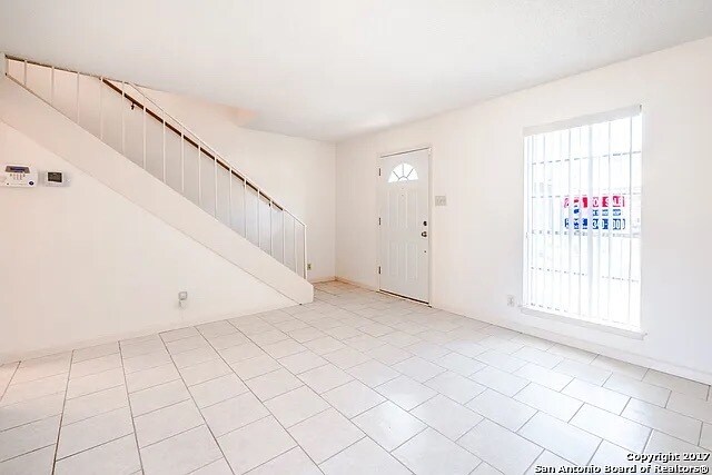 Building Photo - 6427 Wurzbach Rd