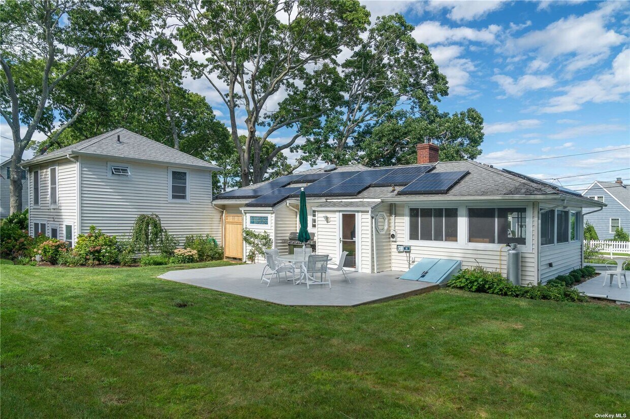 2445 Minnehaha Blvd, Southold, NY 11971 House Rental in Southold, NY