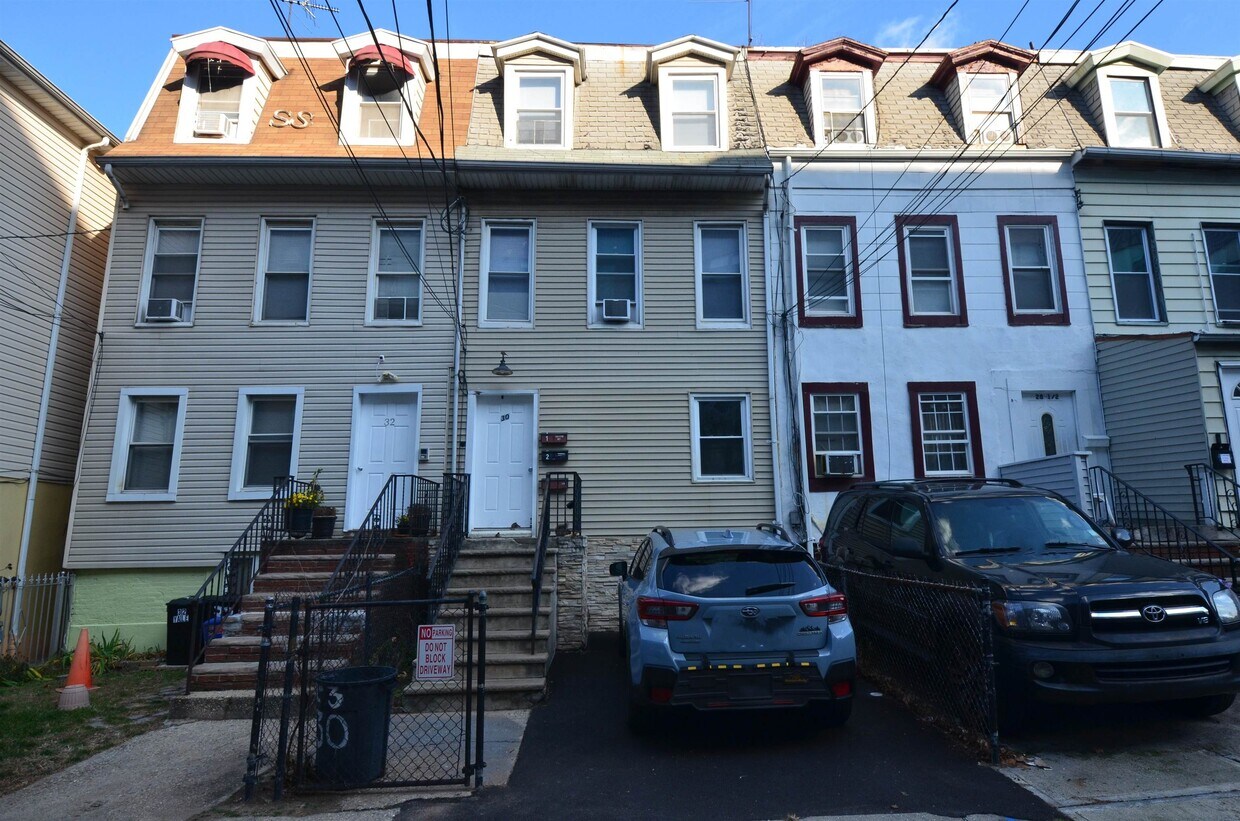 30 Yale Ave Unit 1, Jersey City, NJ 07304 Condo for Rent in Jersey