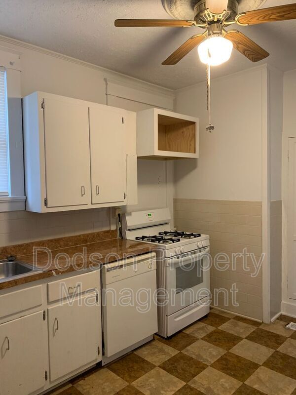 Building Photo - 1316 Apperson St