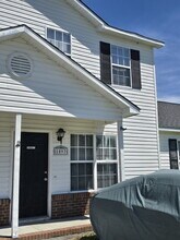Building Photo - 1097 W Pueblo Dr