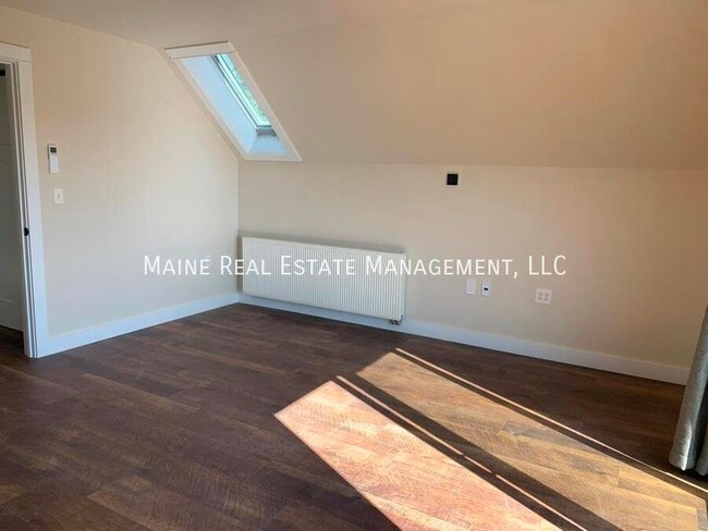 Building Photo - 2478 US-2