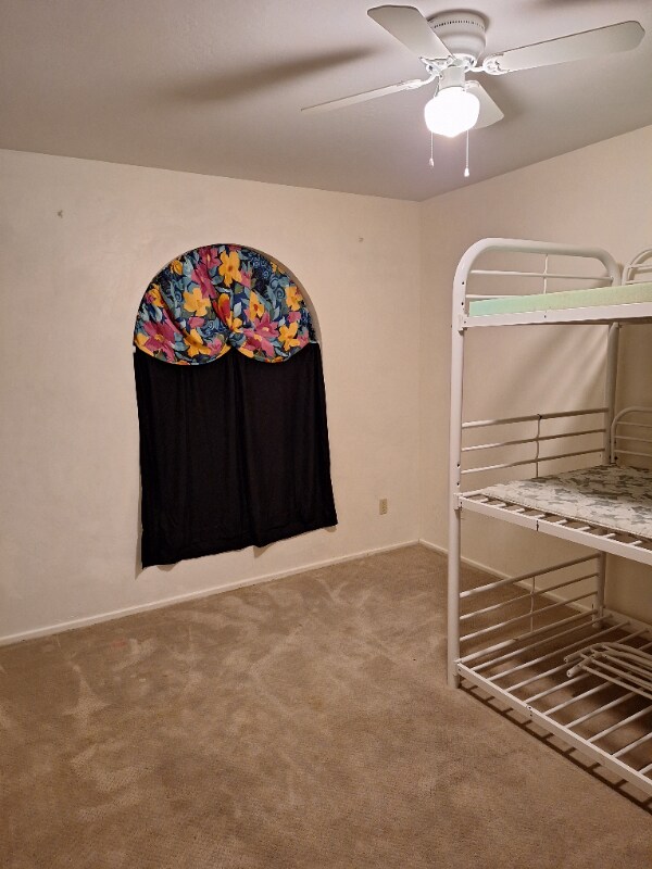 Foto del edificio - 8900 N 13th St