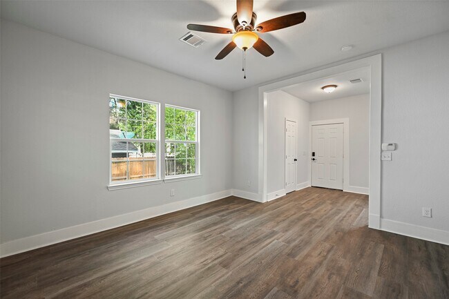 Foto del edificio - 17507 Wild Oak Dr