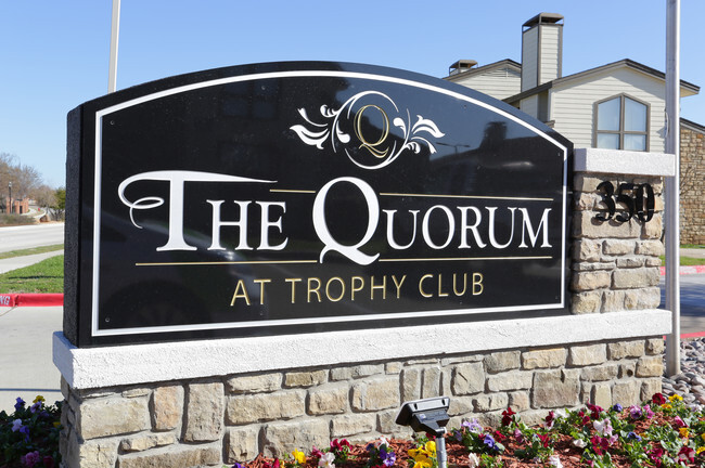 Foto del edificio - The Quorum at Trophy Club Townhomes