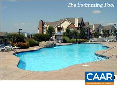 Foto del edificio - 825 Beverley Dr