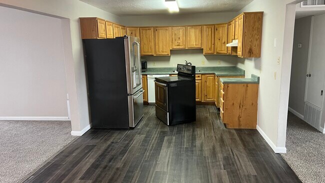 Foto del edificio - 3708 Sierra Vista Dr