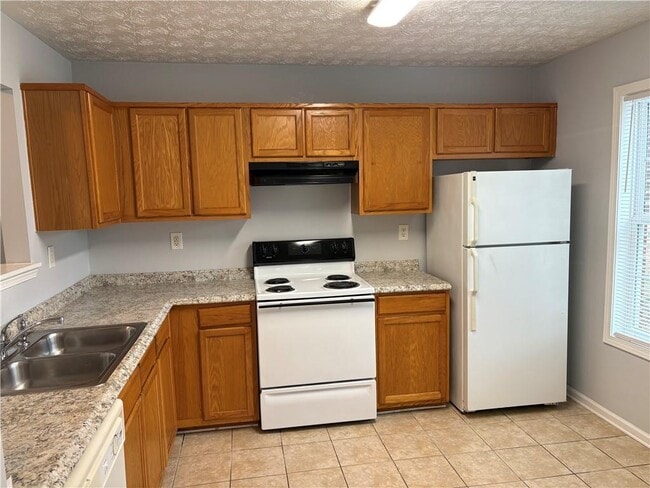 Foto del edificio - 4591 Logan Way