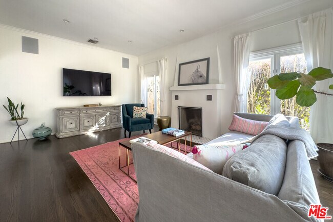 Foto del edificio - 434 Laurel Ave