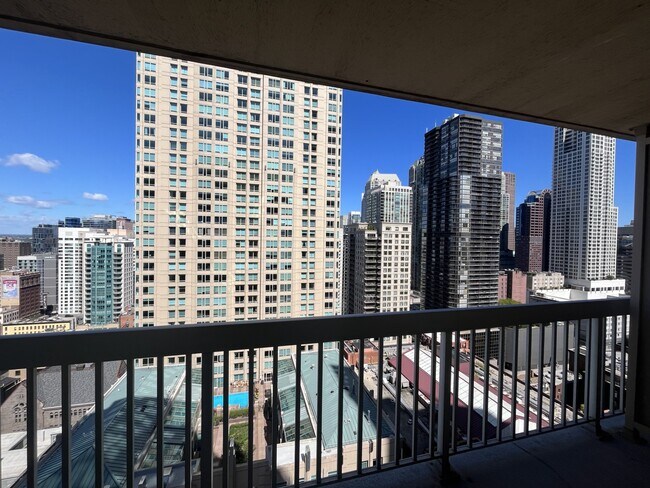 Foto del edificio - 545 N Dearborn St