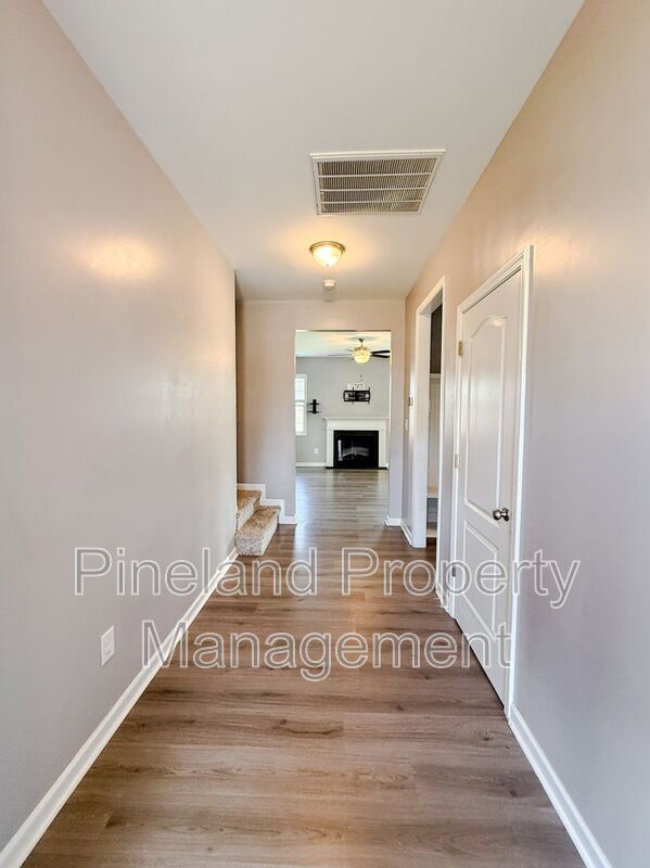 Building Photo - 309 Magwood Dr