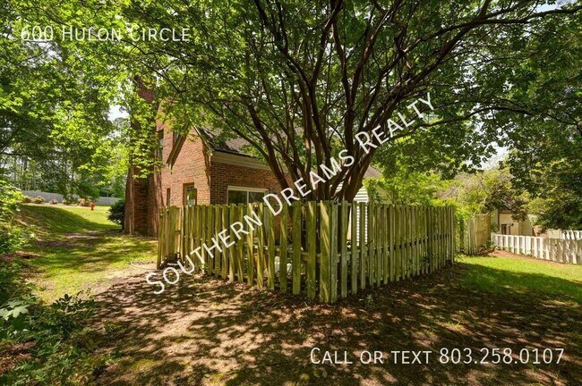 Building Photo - 600 Hulon Ct
