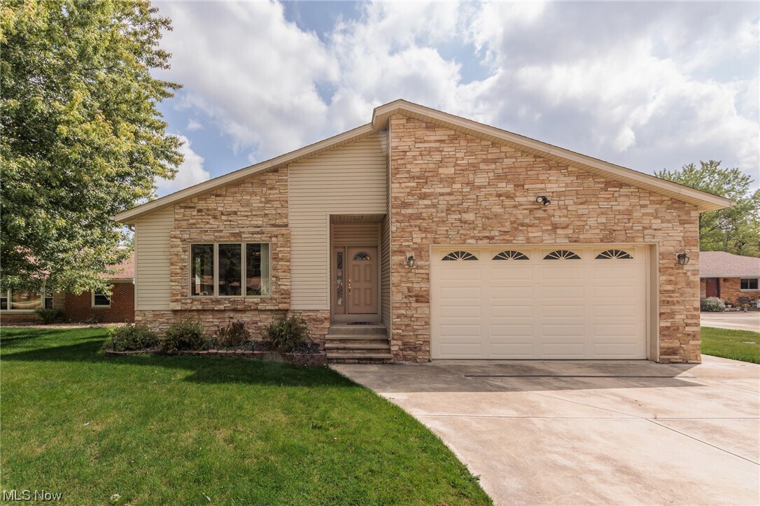 Foto principal - 7793 McCreary Rd