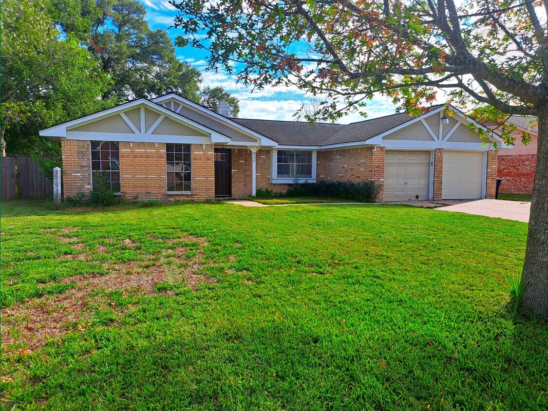 Foto principal - 217 Fairfield Ave