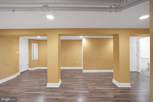 Foto del edificio - 3920 New Hampshire Ave NW