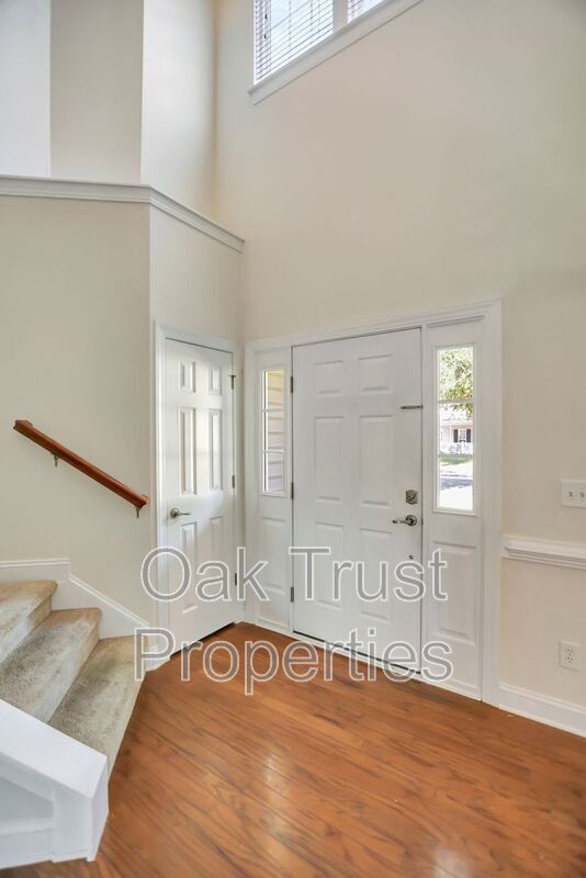 Building Photo - 5232 Mulholland Dr