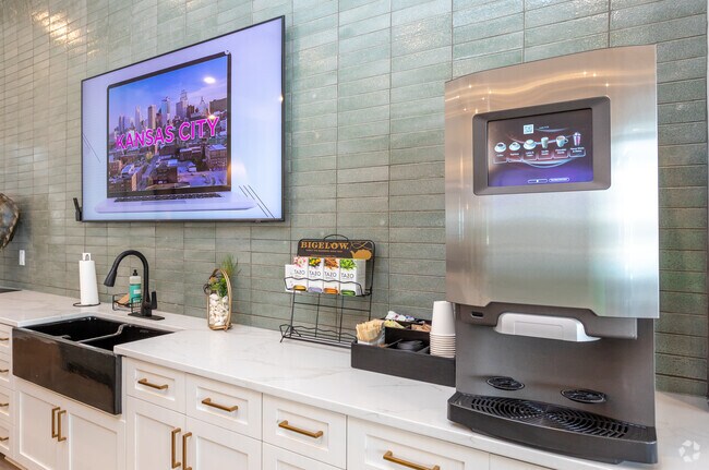 Cafetería - Reserve at Blake Farm